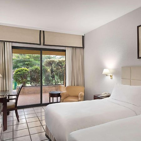 Hilton Cairo Heliopolis Hotel Ngoại thất bức ảnh